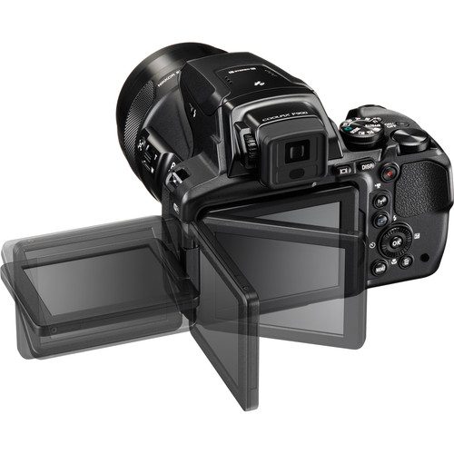 Nikon COOLPIX P900 Digital Camera (FREE GIFT 32GB SD CARD + CAMERA BAG)